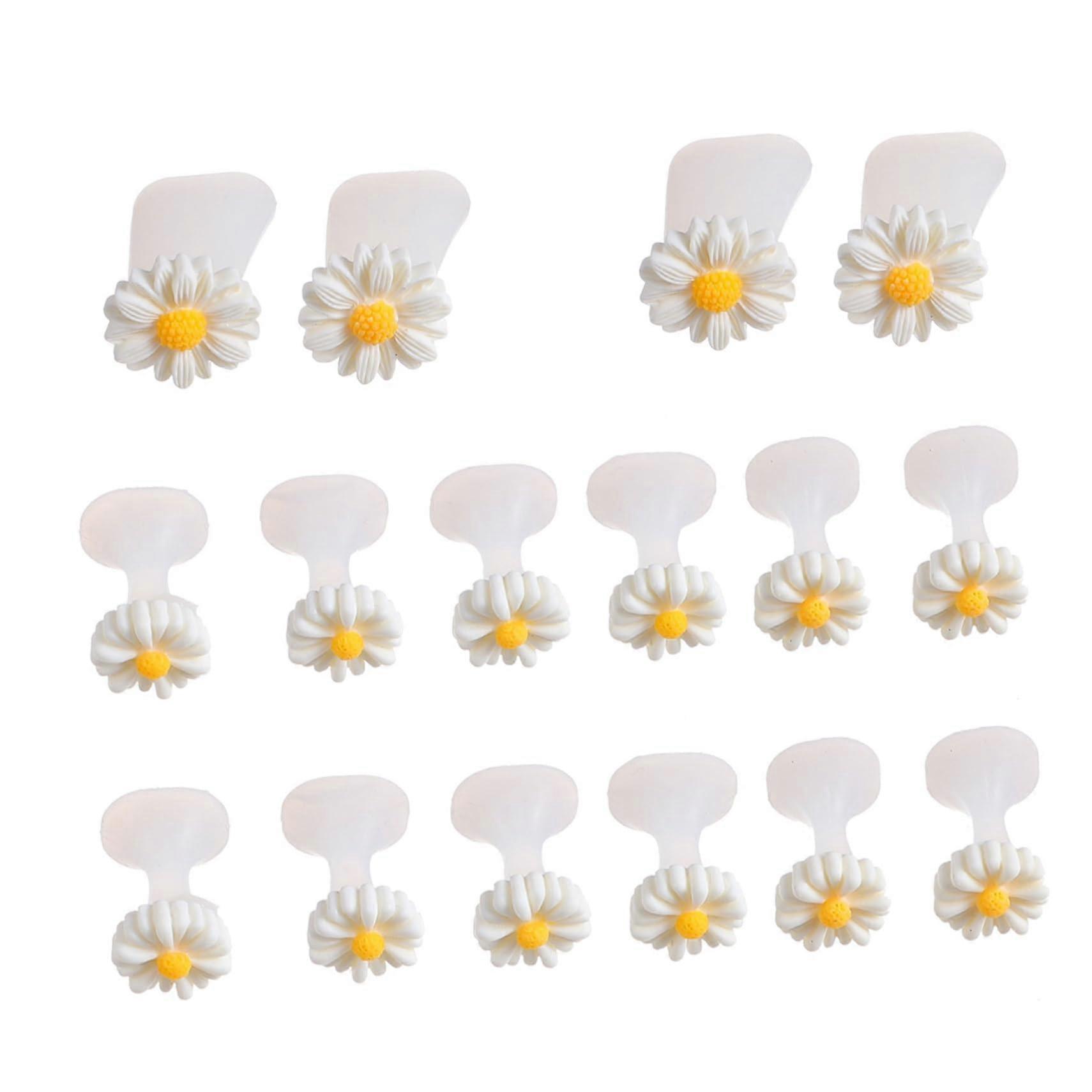 Toe Separators 16 Pcs Soft Rubber Pedicure Toe Spacers Smudge Reusable Nail Polish Tools