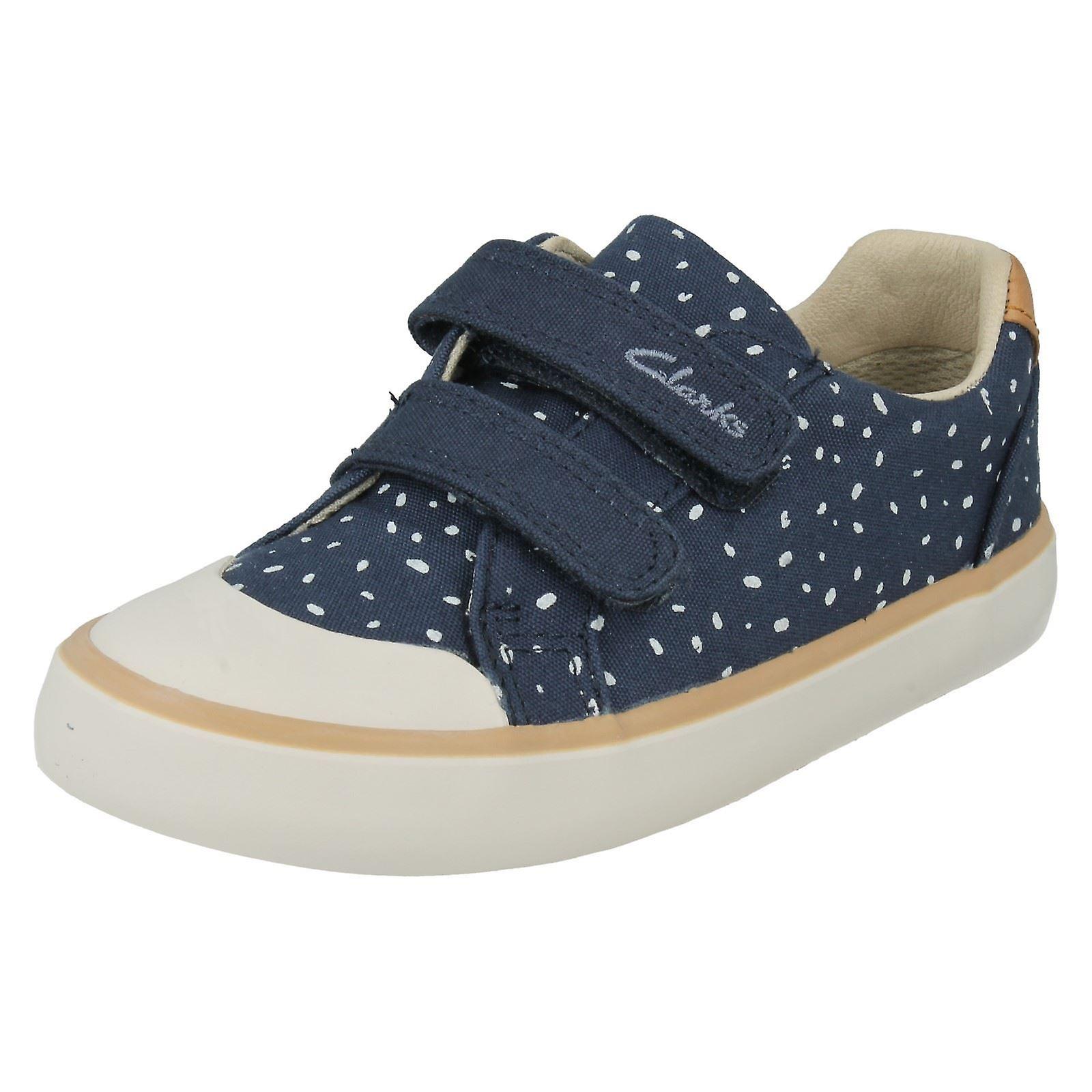 clarks canvas sneakers