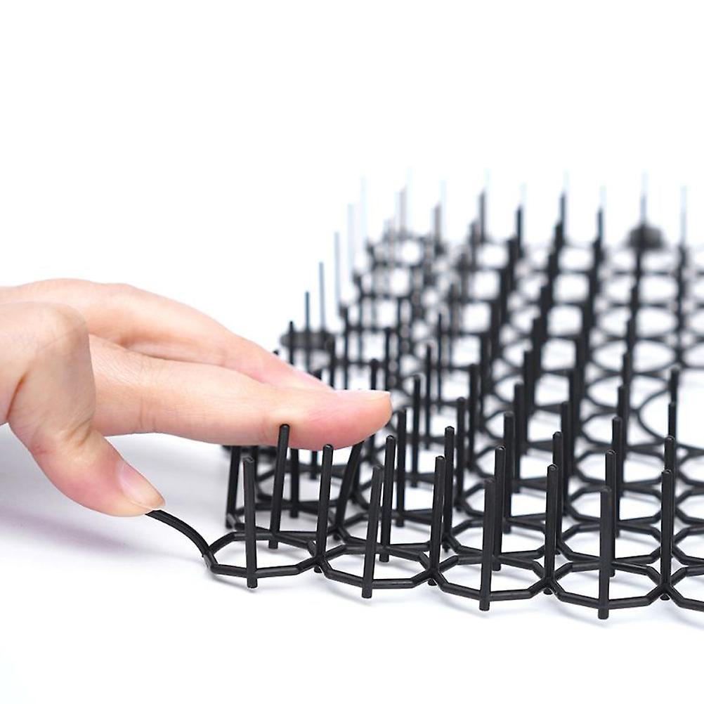 アンチキャットソーンパッドプラスチックペットドライブパッドガーデニング猫と犬の忌避パッド