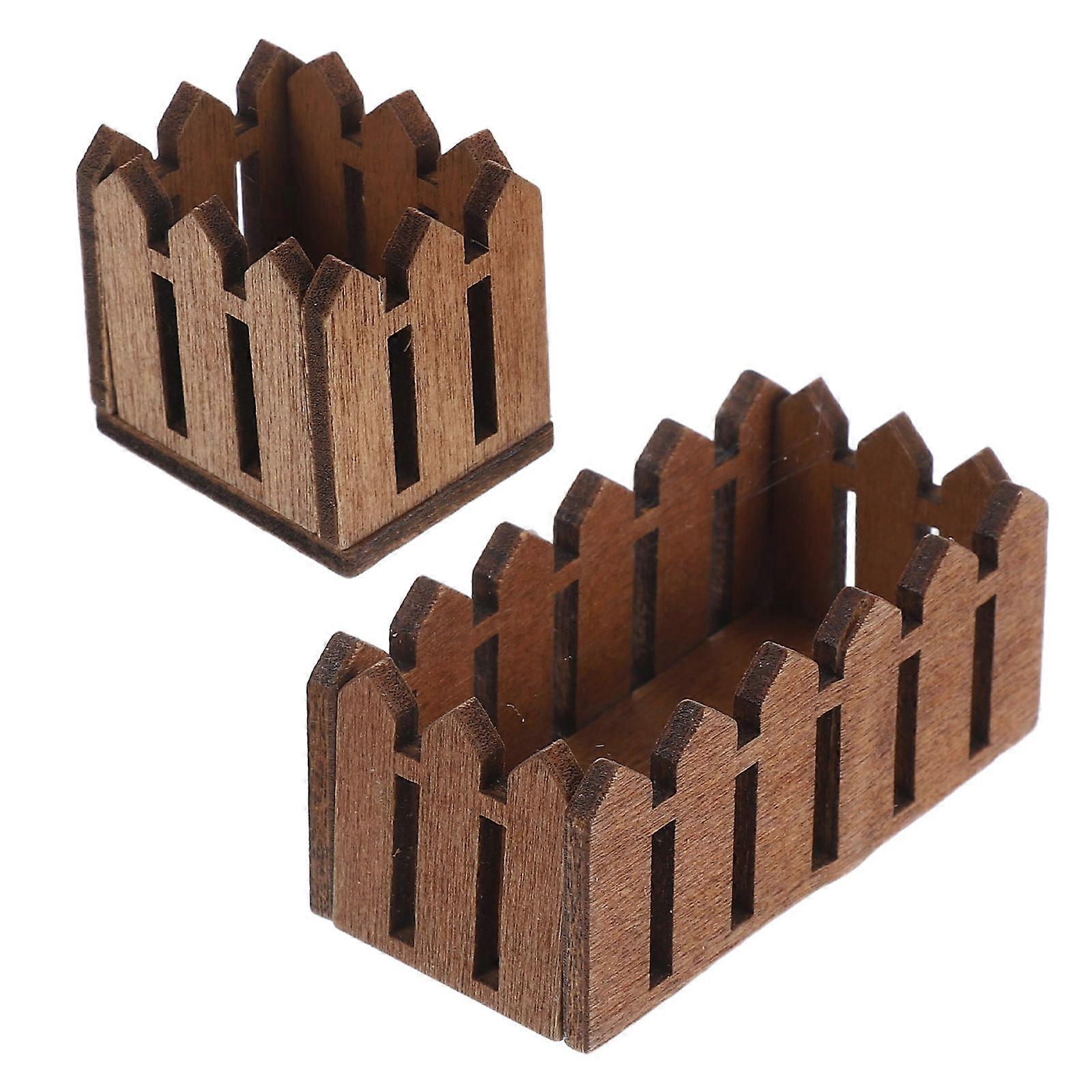 Mini Garden Fence for Diorama Use with 2Pcs Brown Wooden Flower Basket