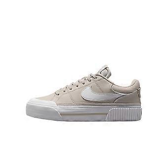 Nike Court Legacy Abriebfeste Low-Top-Skateboardschuhe für Damen, Beige, DM7590-111