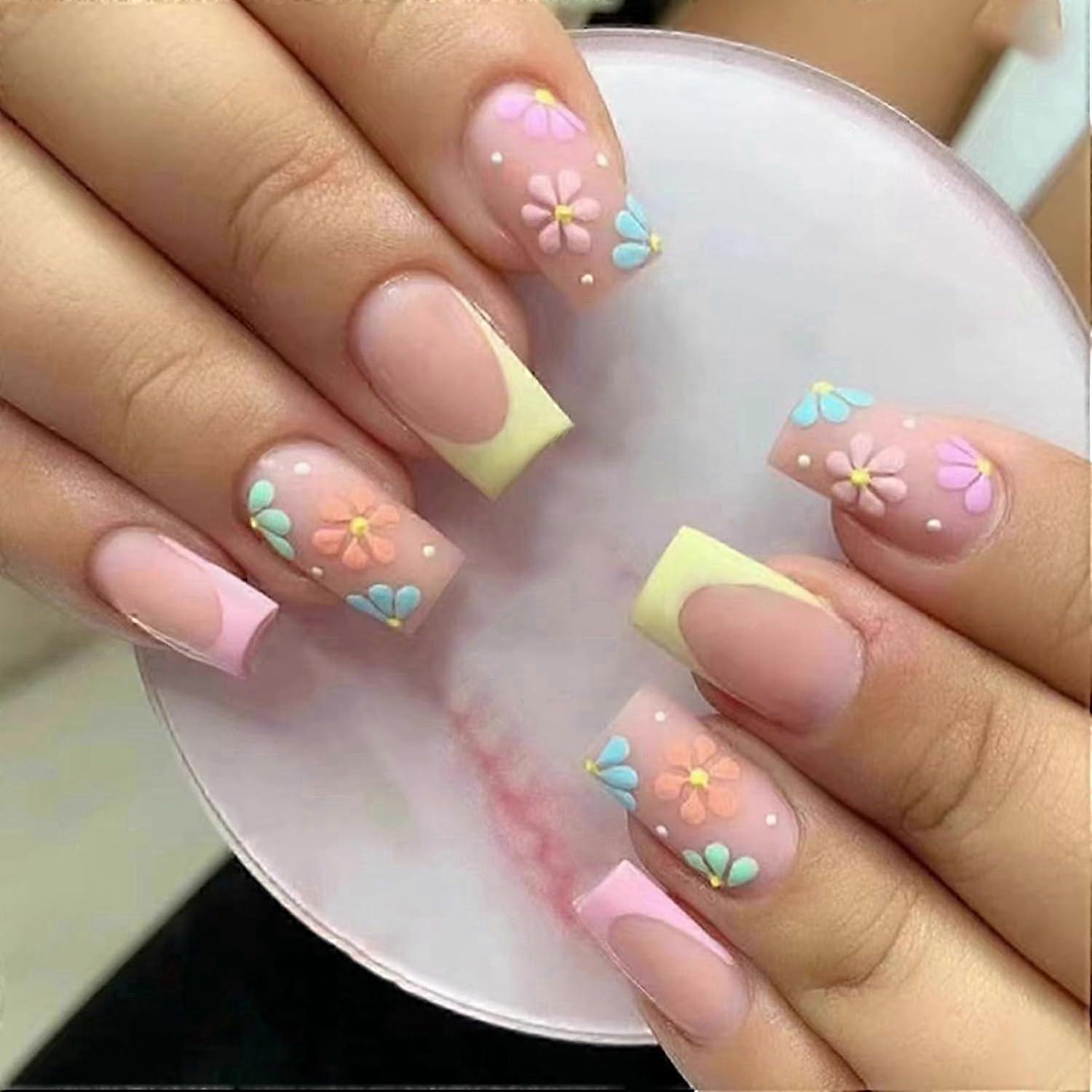24 Pices Faux Ongles Court Carrs Franais Couleur Fleurs Ongles Coller Naturel Acrylique Bton sur Les Ongles avec Autocollants Adhesif Ballerine Press