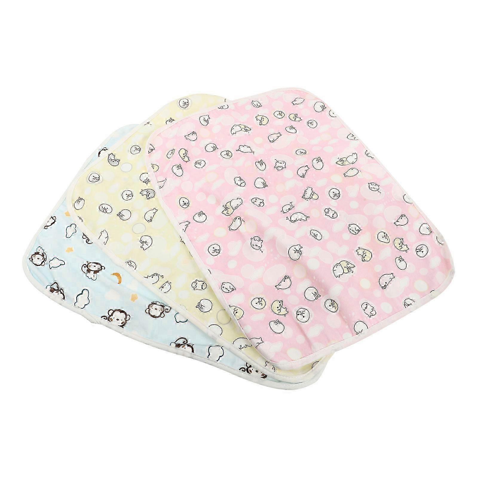 Reusable Pee Pad 3Pcs Assorted Color For Pets Training Indoor Use Rectangular Shape