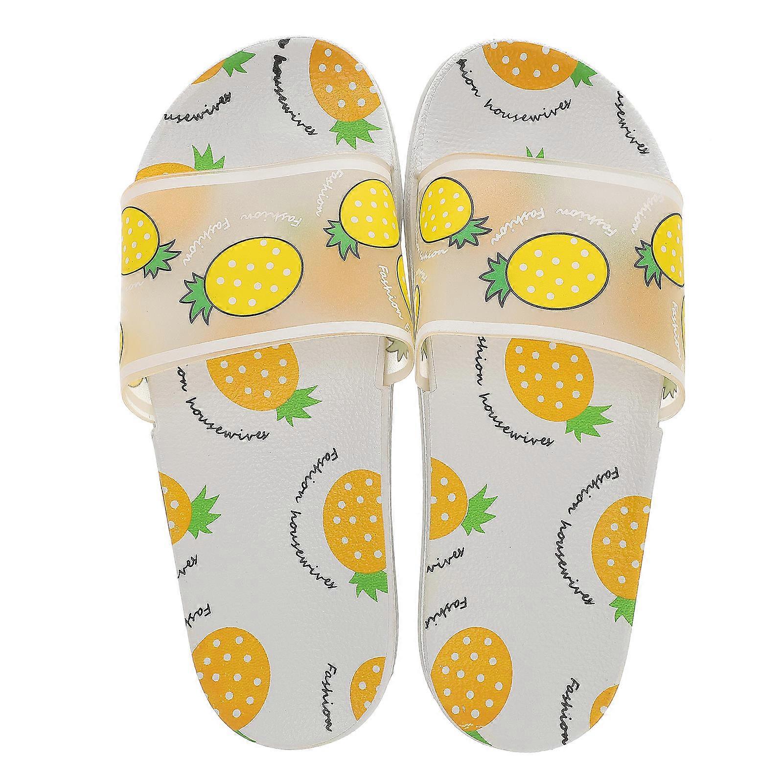 Sandals 1 Pair Women Beach Slippers With Comfortable Design For Indoor And Outdoor Use In Summer