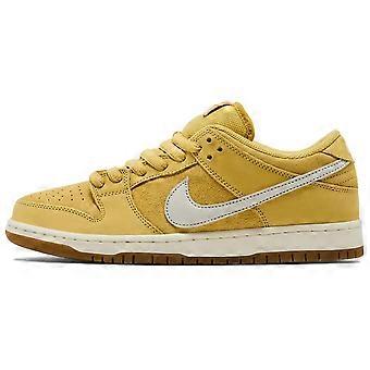 Nike SB Dunk Low Saturn Gold FJ1674-700