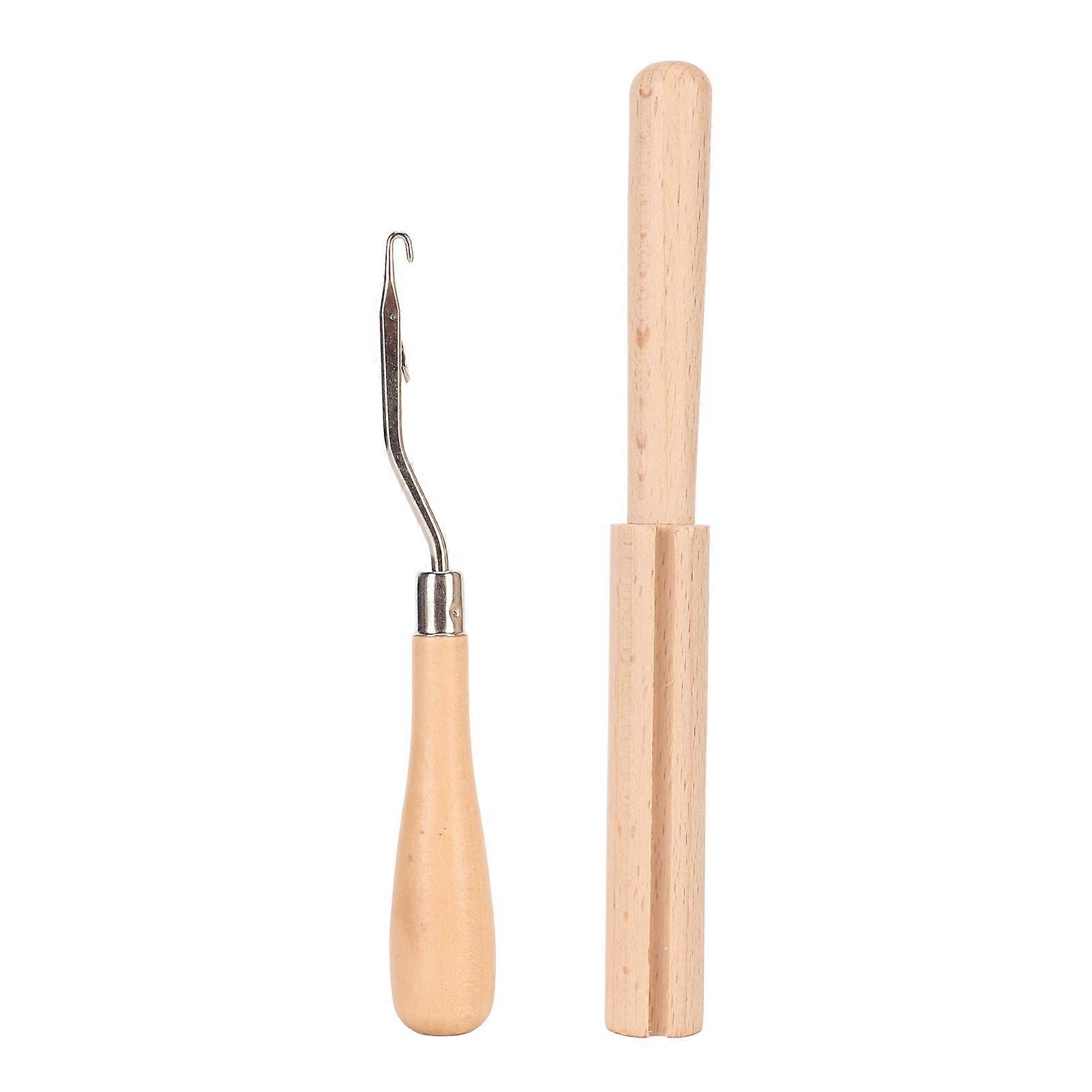 Wooden Bent Latch Hook with Smoothing Handle Strong Wood Multi Purpose Crochet Hook with Thread Cutter for Craft DIY Projects