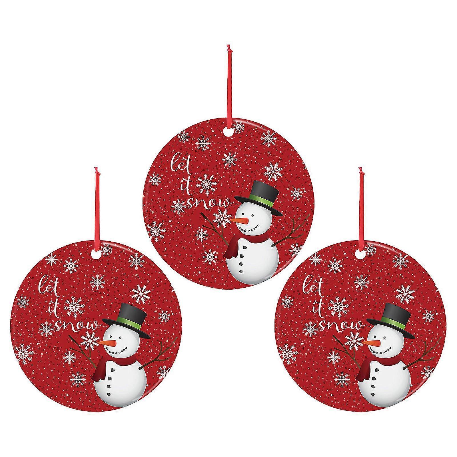 تخصيص الزينة على شكل الحلي المعلقة لتزيين عيد الميلاد