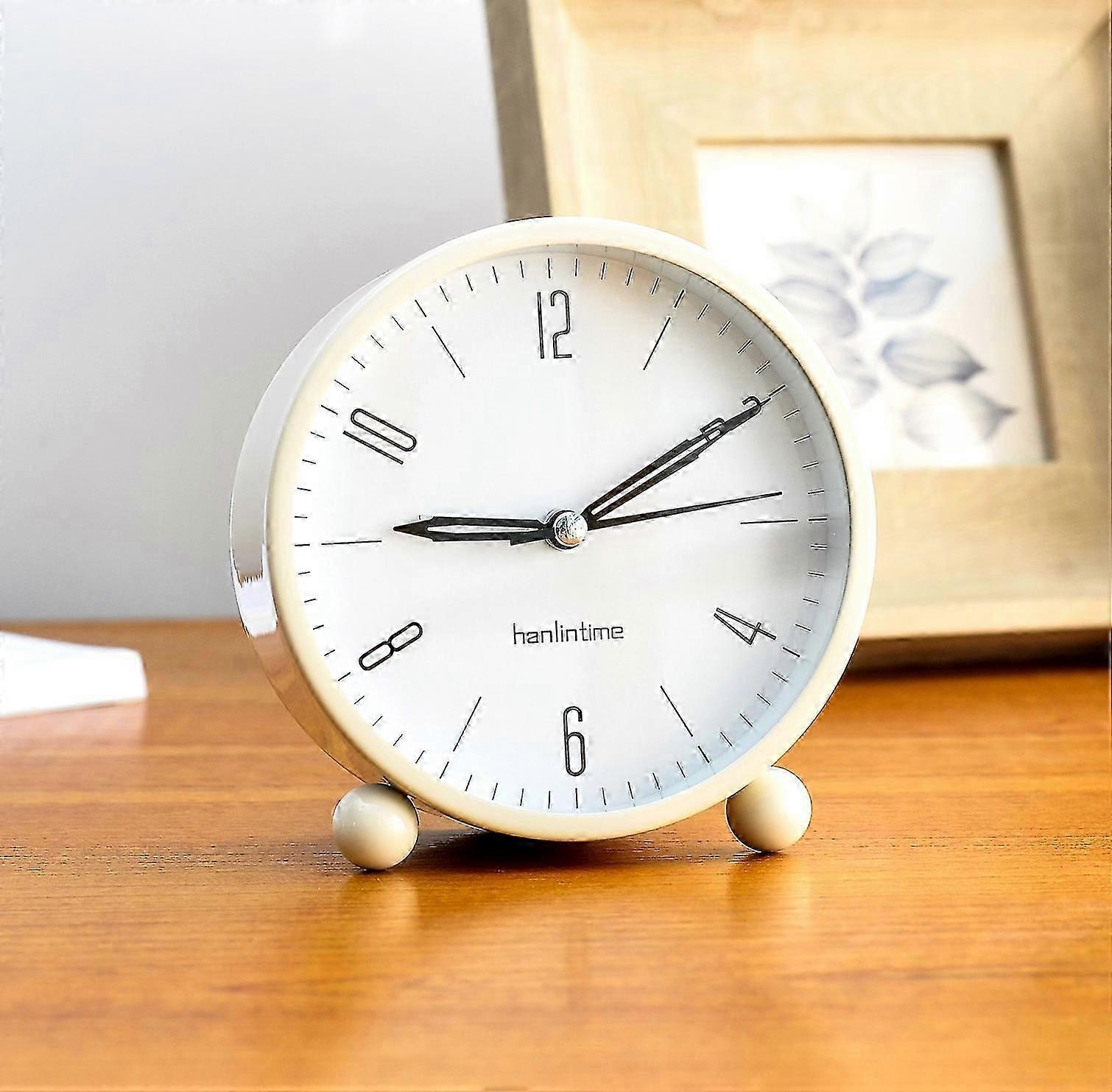 Alarm Clocks Metal Creative Simple Student Mute Bedside Clock Children Bedroom Luminous Mini Desk Clock White
