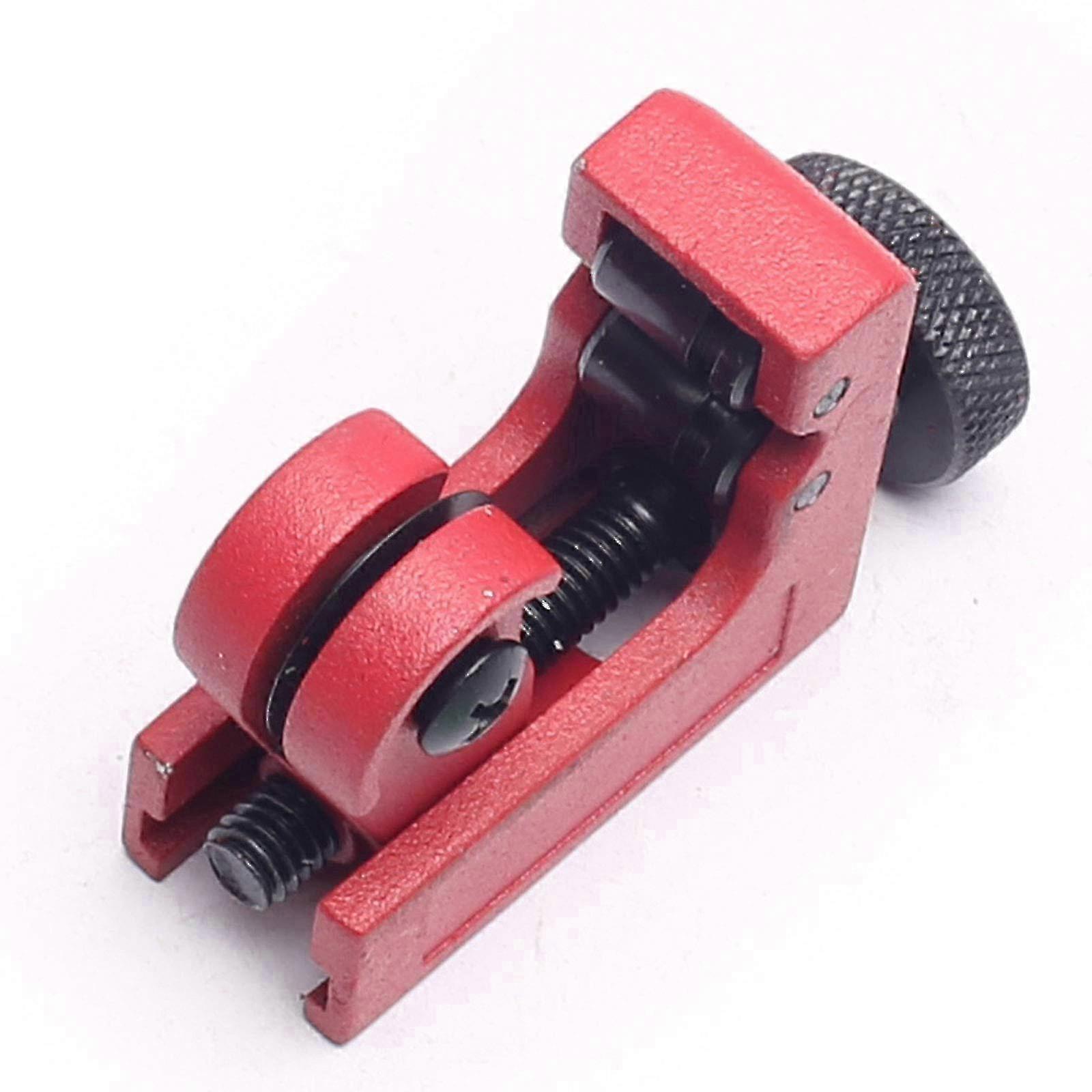 قاطع أنبوب صغير لمهام السباكة ، يناسب أحجام 1/8 إلى 5/8 (3-22 مم)