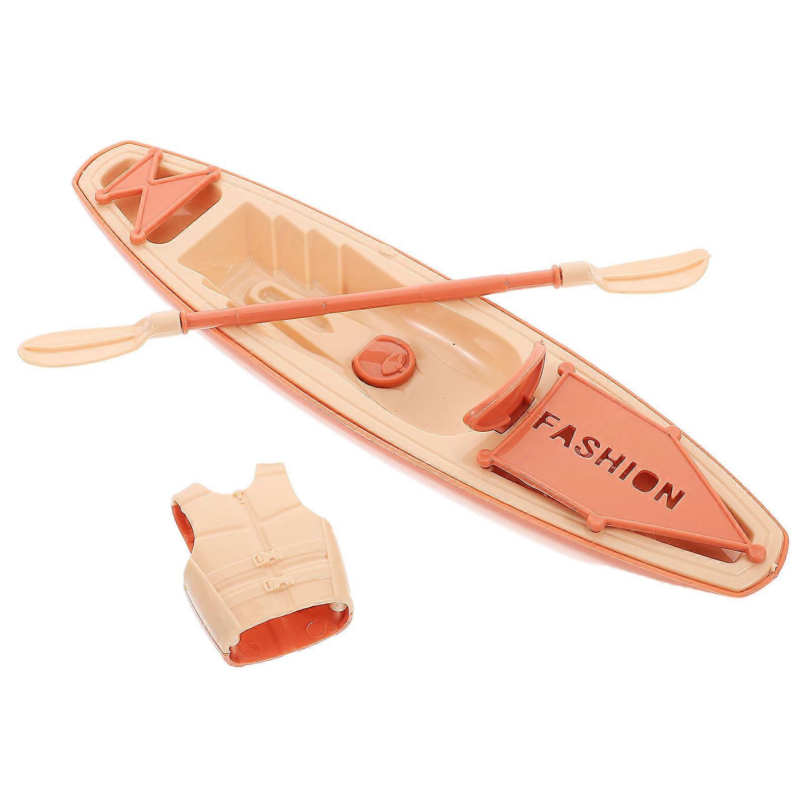 Conjunto de 1 Caiaque Decorativo em Plástico com Remos e Coletes.