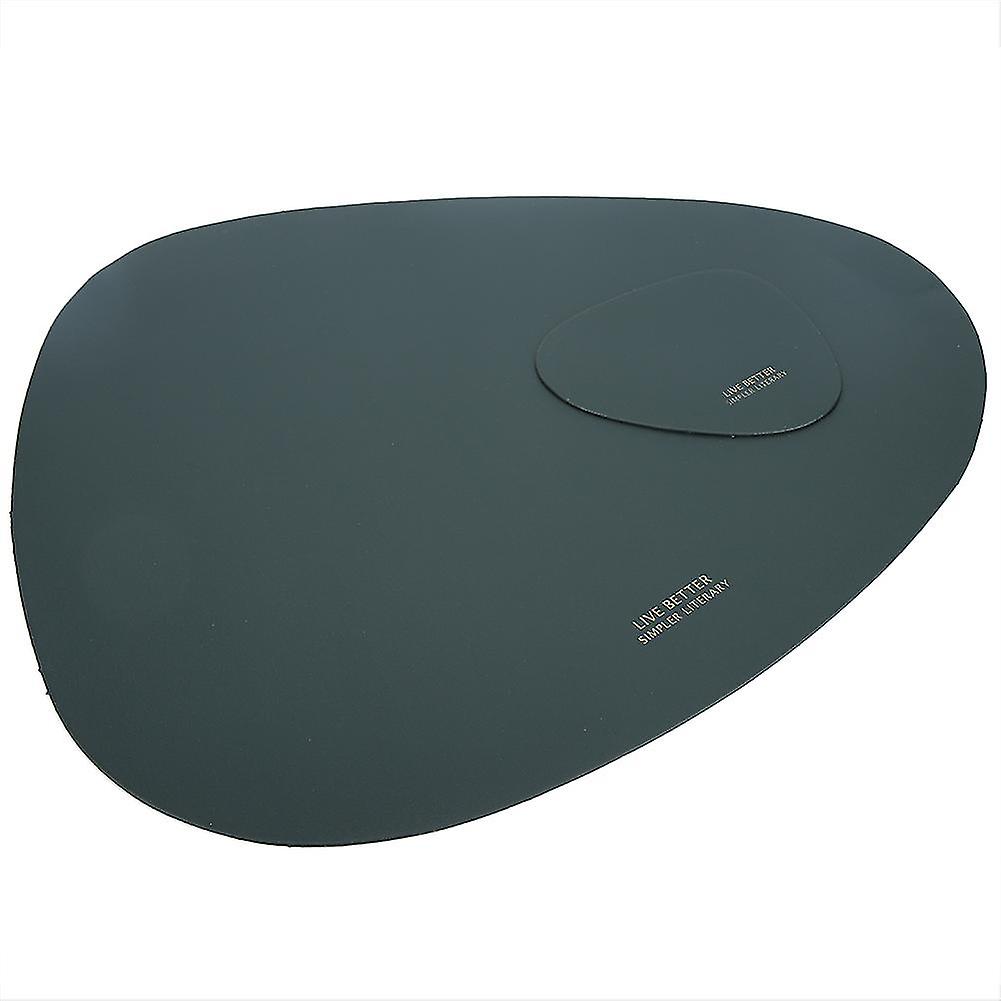 Nordic Triangular Leather Placemat - Heat-Resistant, Anti-Slip, and Waterproof Tableware Mat for Elegant Dining(Green)