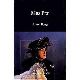 Mme Pat