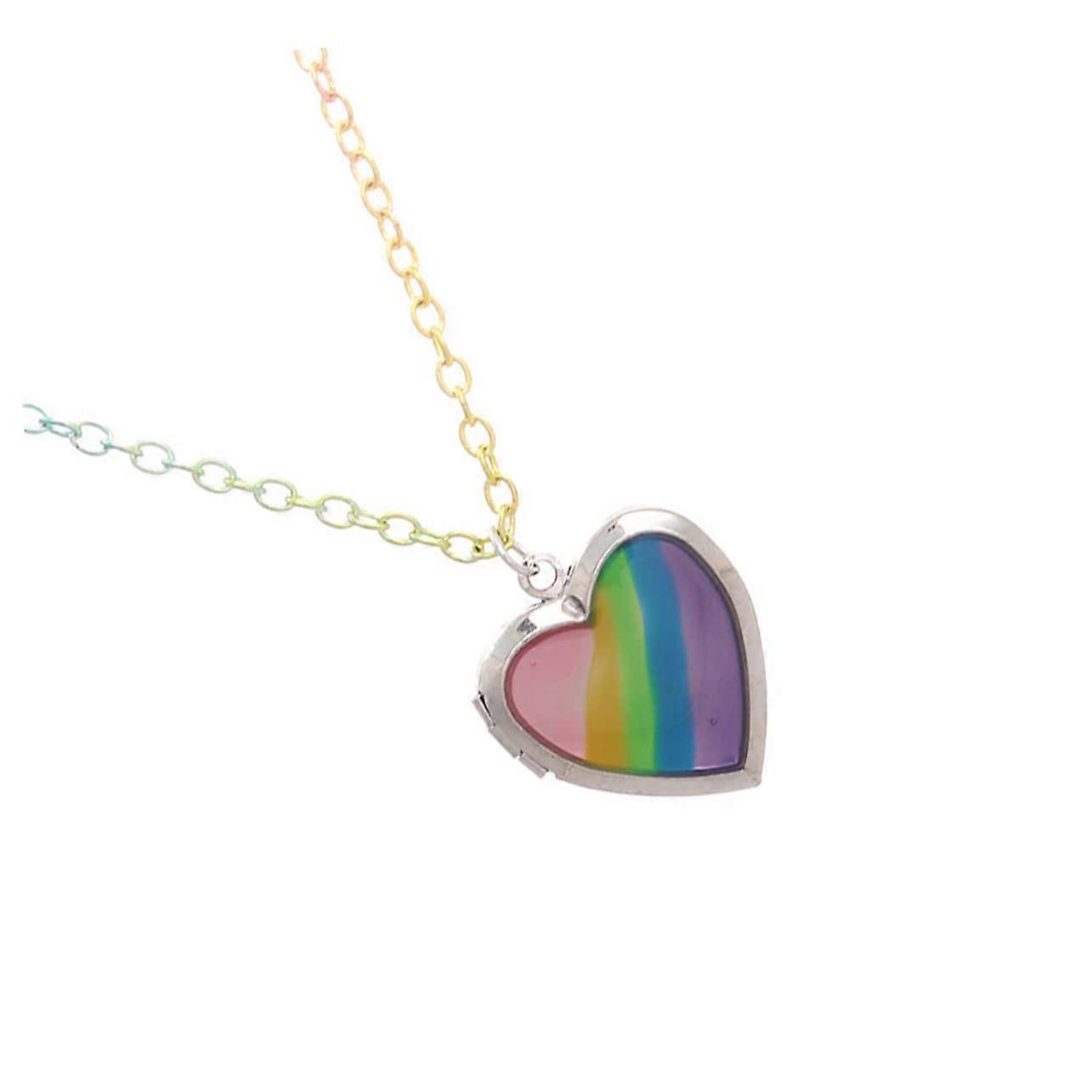 Colored Iron Heart Pendant Necklace for Creative Personalization of Images, Durable Medallion Chain for Kids' Birthdays and Parties