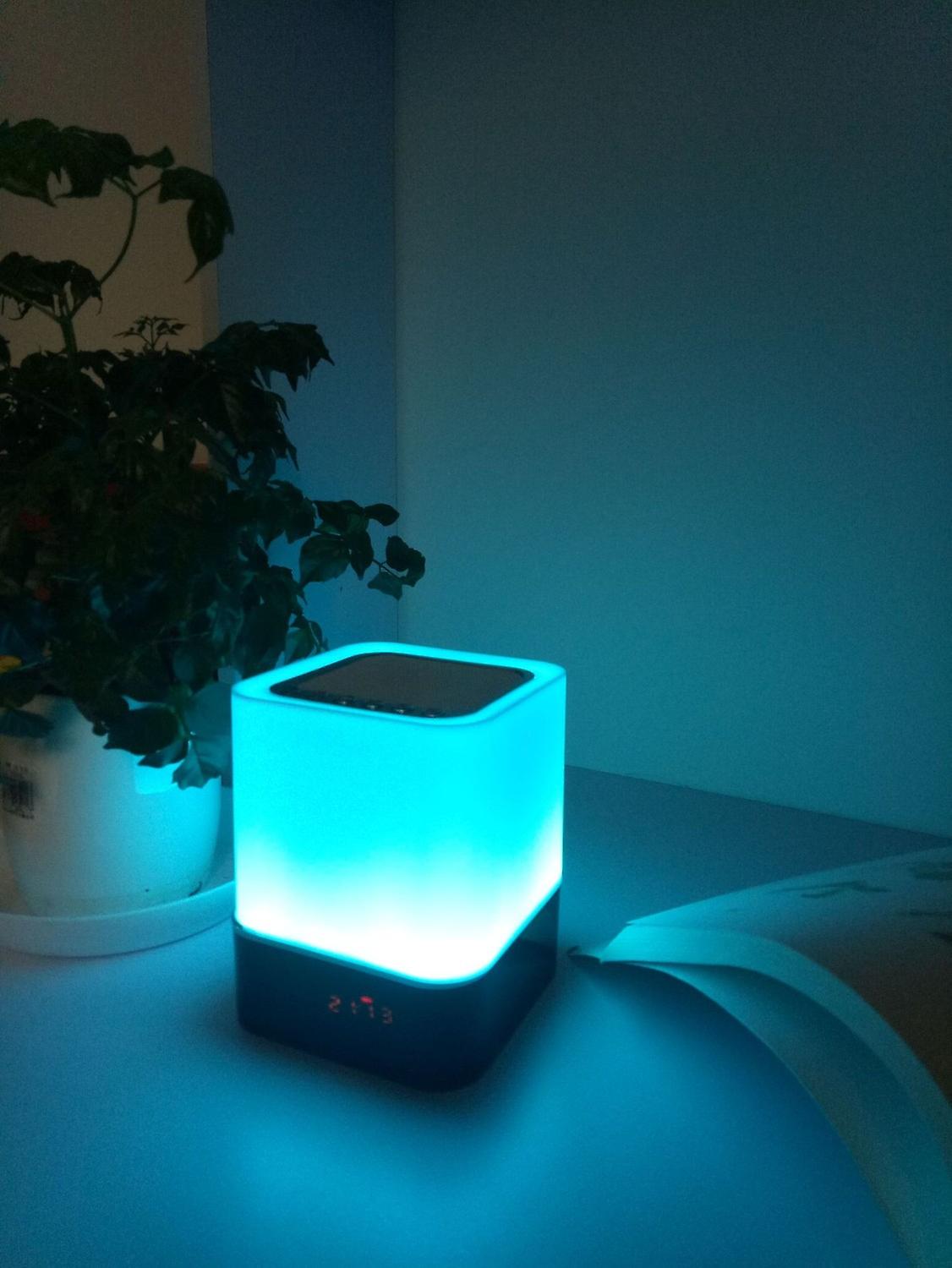 Sveglia altoparlante Bluetooth con tocco a led