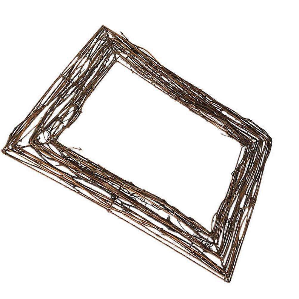 Here's a polished and professional product description for your **Natural Rattan Wreath Base**:
**Natural Rattan Wreath Base – Decorative Vine