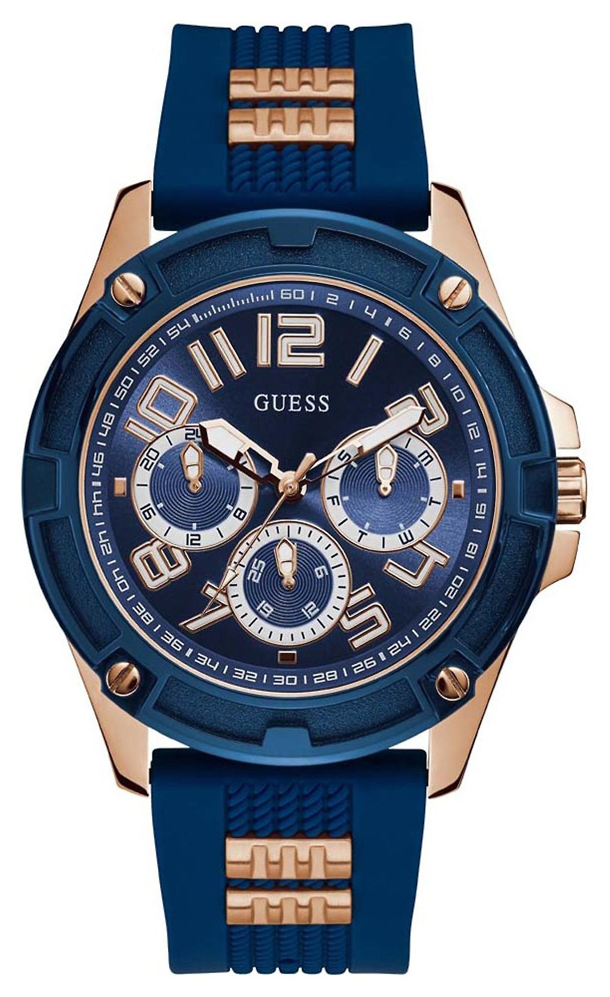 Guess watches delta watch for Analog Quartz Men with Silicone Bracelet GW0051G3