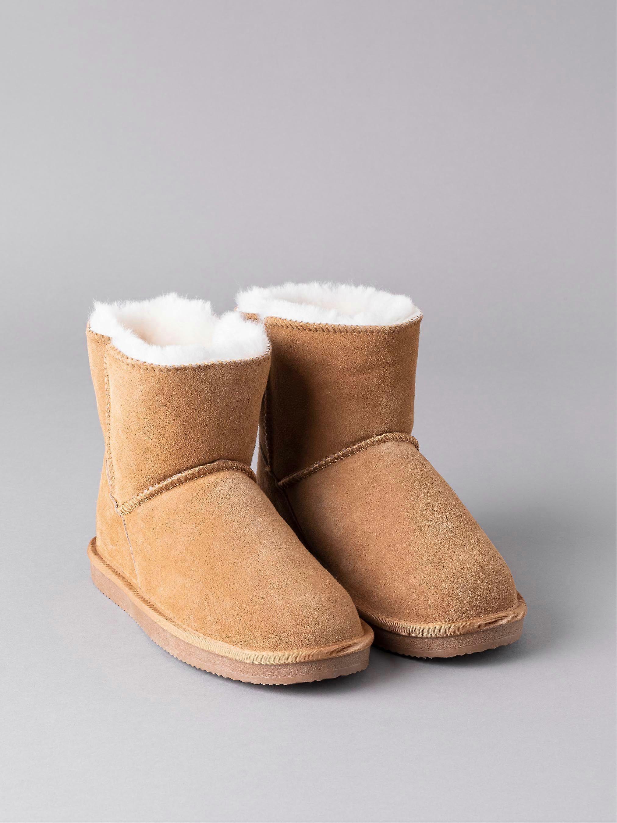 Ladies' Sheepskin Boot Slippers in Tan