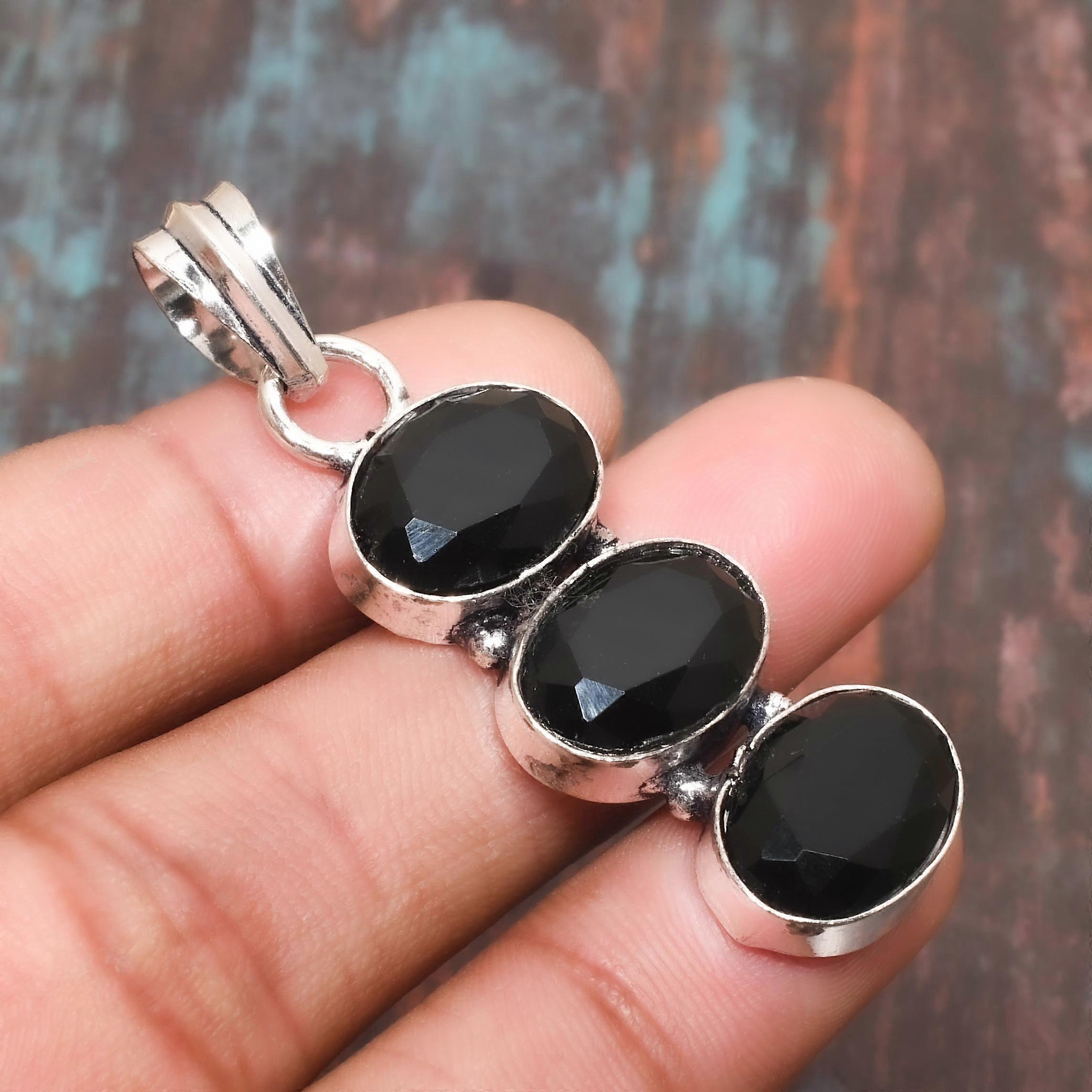 Ciondolo in argento sterling 925 con pietra preziosa di spinello nero, fatto a mano, per donna
