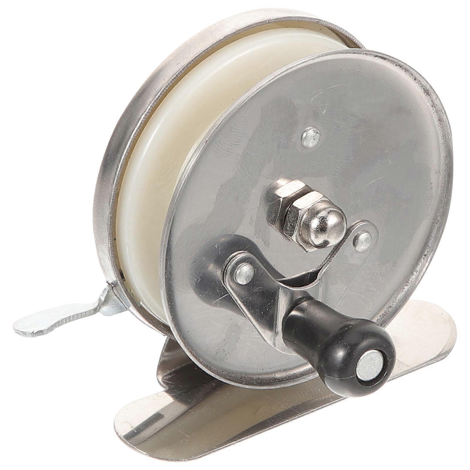 Fishing Reel with Sturdy Construction and Functional Spool for Outdoor Fun