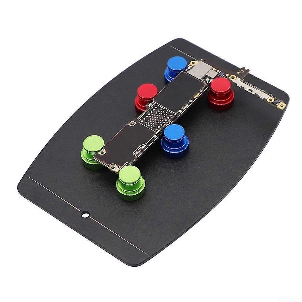 Robust design of the magnetic third hand optimizes performance for electronic repairs.