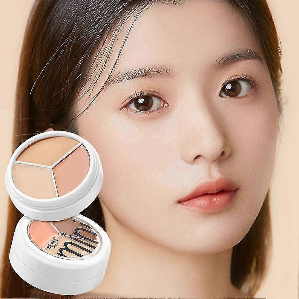 Three Color Concealer Long-lasting and Not Easy to Smudge Lightweight Texture