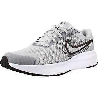 Nike Sport / Nike Run Defy Sneaker