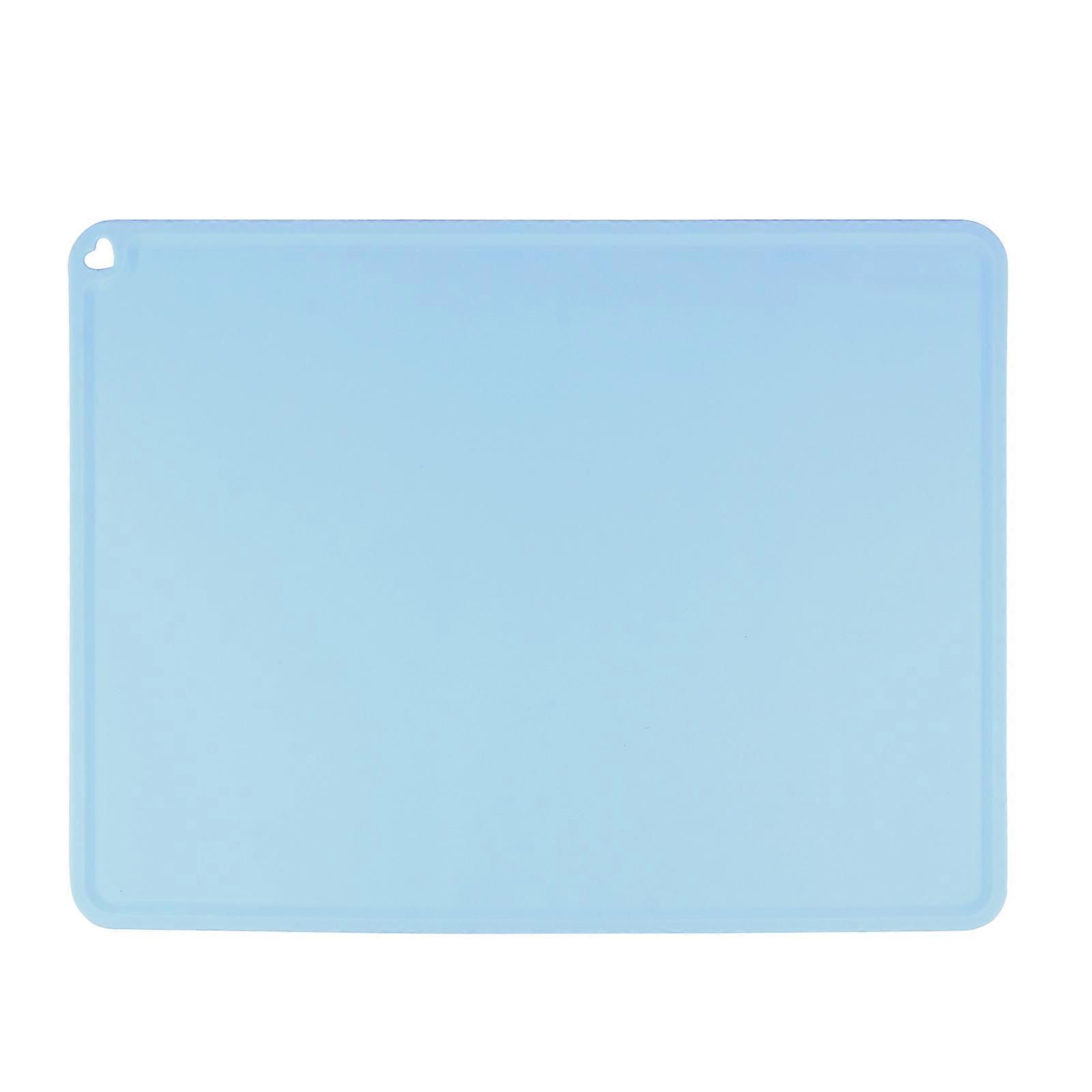 Here's a polished and professional product description based on the title you provided:
**Heart Shaped Silicone Dog & Cat Feeding Mat – Non Slip,