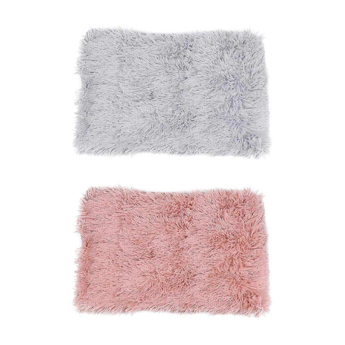 Plush Pet Blanket – Warm, Comfortable Sleep Mat for Dogs & Cats, Soft Fleece Material, Light Grey