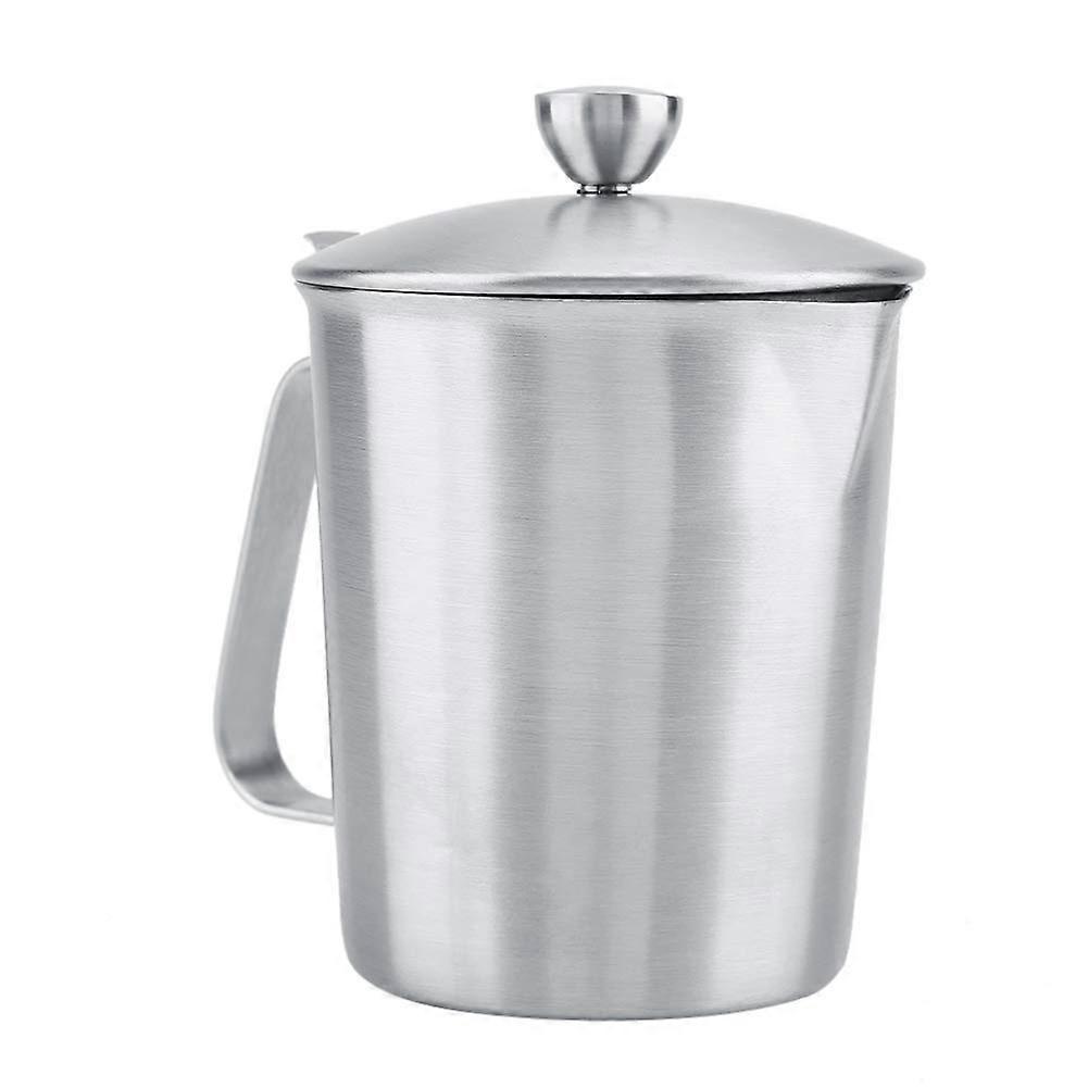 Stainless Steel Milk Foaming Jug 500ml with Pouring Spout and Lid for Coffee Art and Latte Preparation