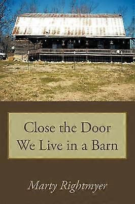 Tür zu Wir wohnen in einer Scheune