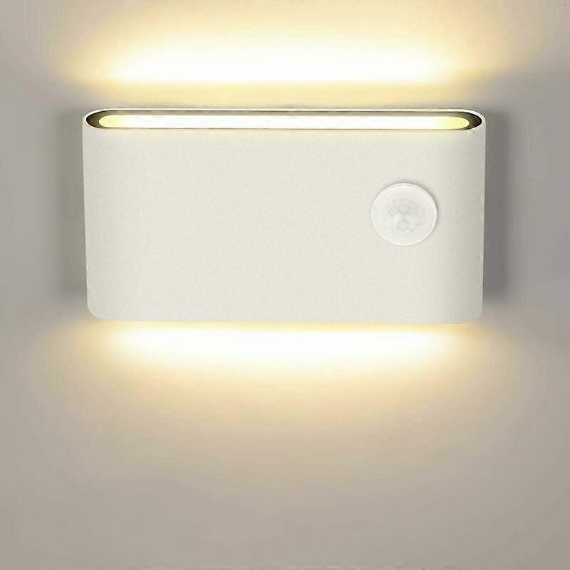 Energy-Saving Rechargeable Outdoor Lighting With Motion Detection