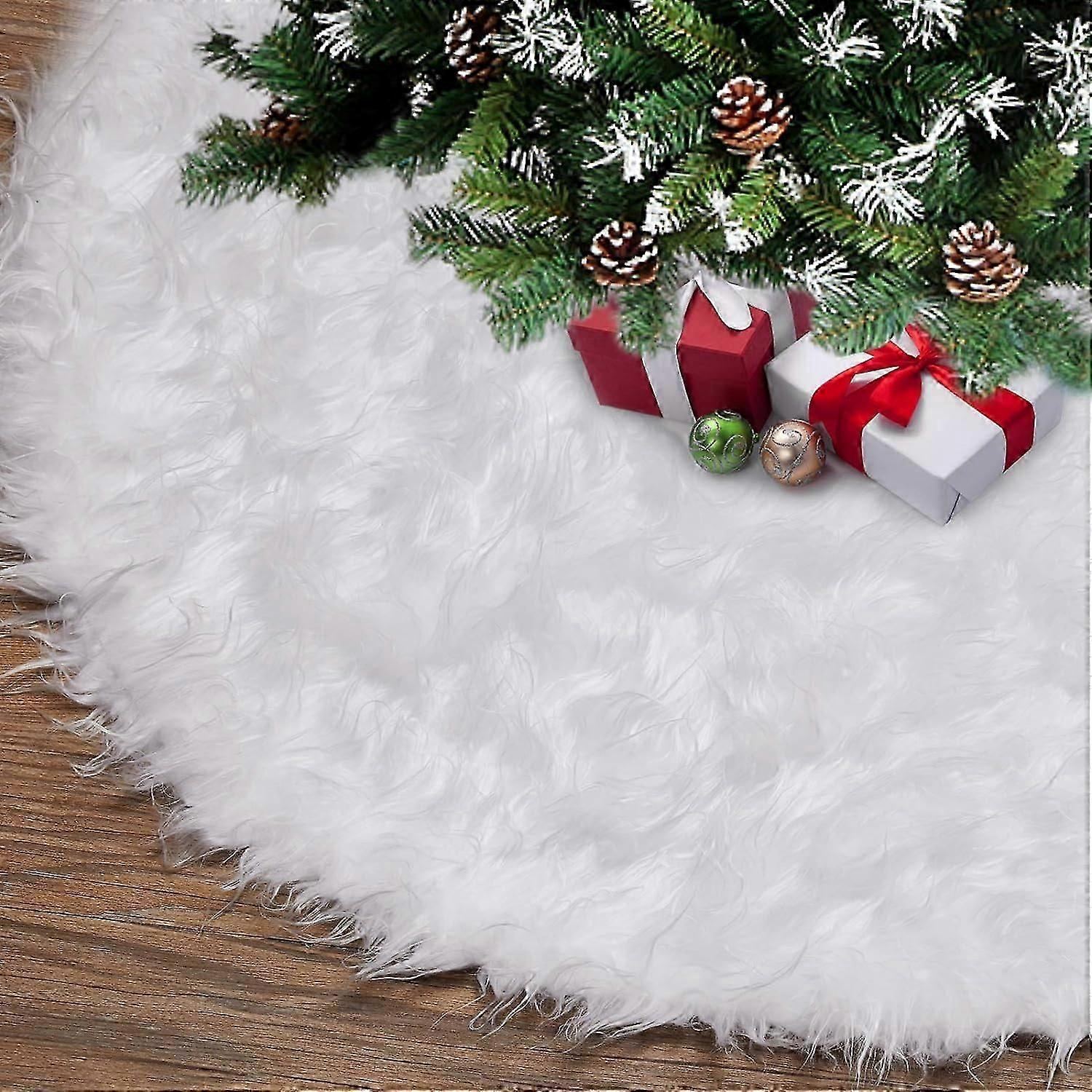 Weihnachtsdeko: Plüschiger, bestickter Baumrock