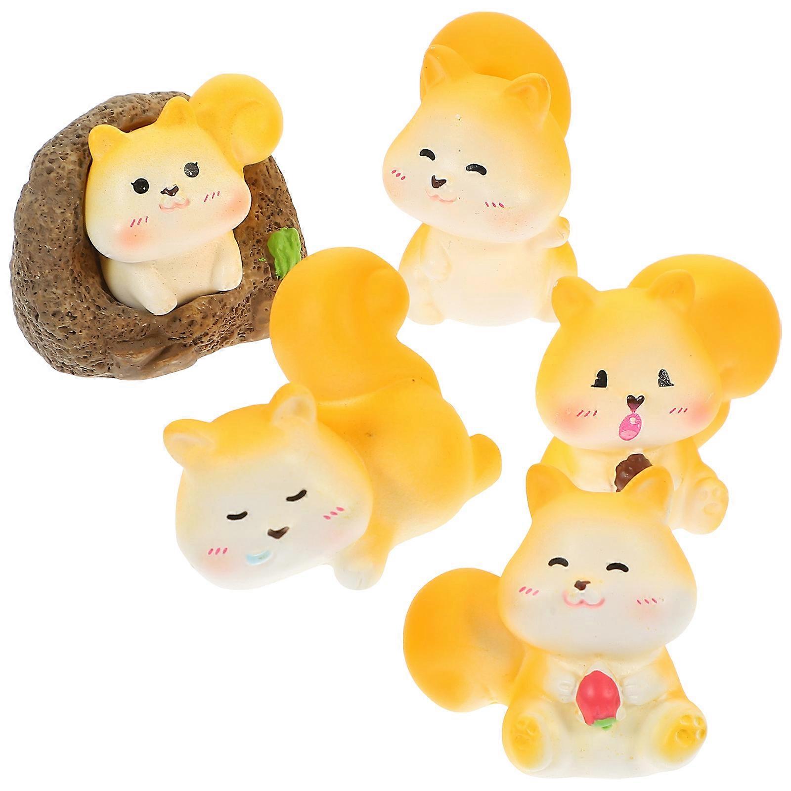 Squirrel Statue Decor Resin Squirrel Figurines for Decor 10Pcs Mixed Style