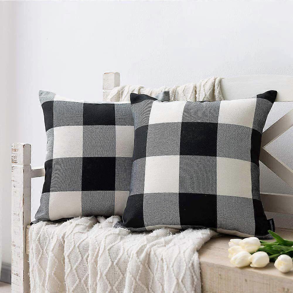 2-piece set of decorative classic plaid polyester-linen soft cushion covers in