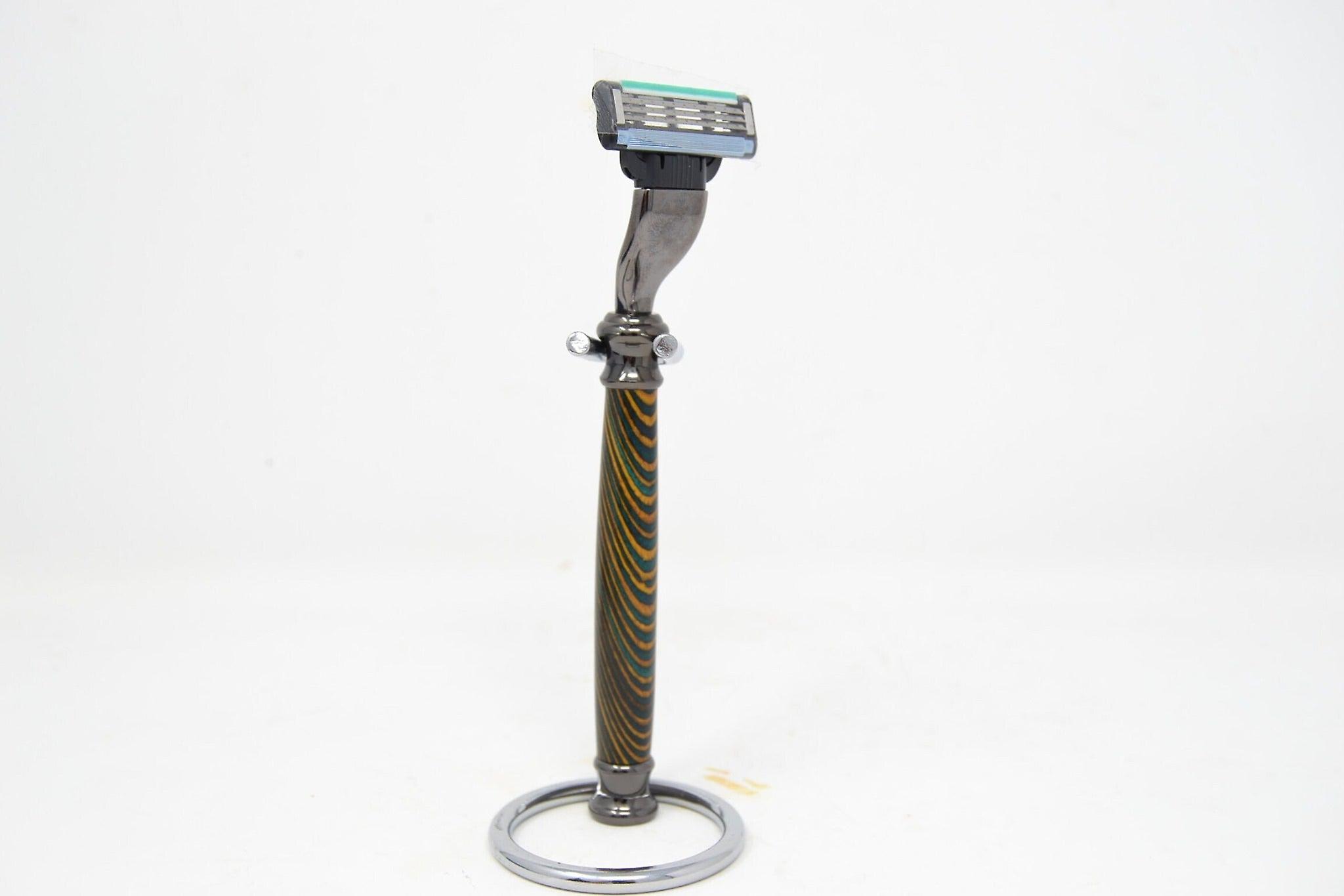 Wooden wet razor with wooden handle made of skateboard wood incl. stand