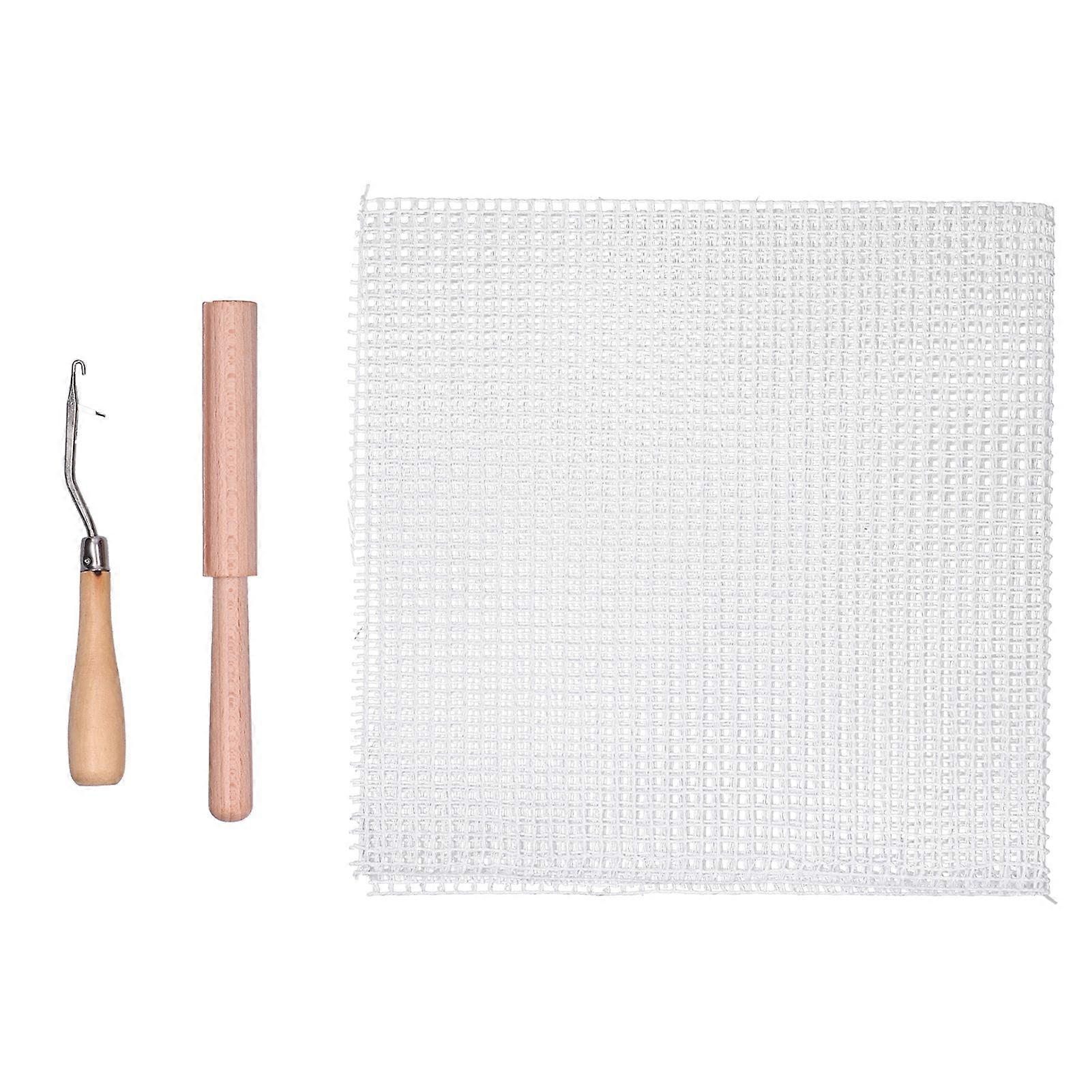 Latch Hooks No Burrs Easily Use Slick Rug Hooking Mesh for DIY Carpets Domestic Use