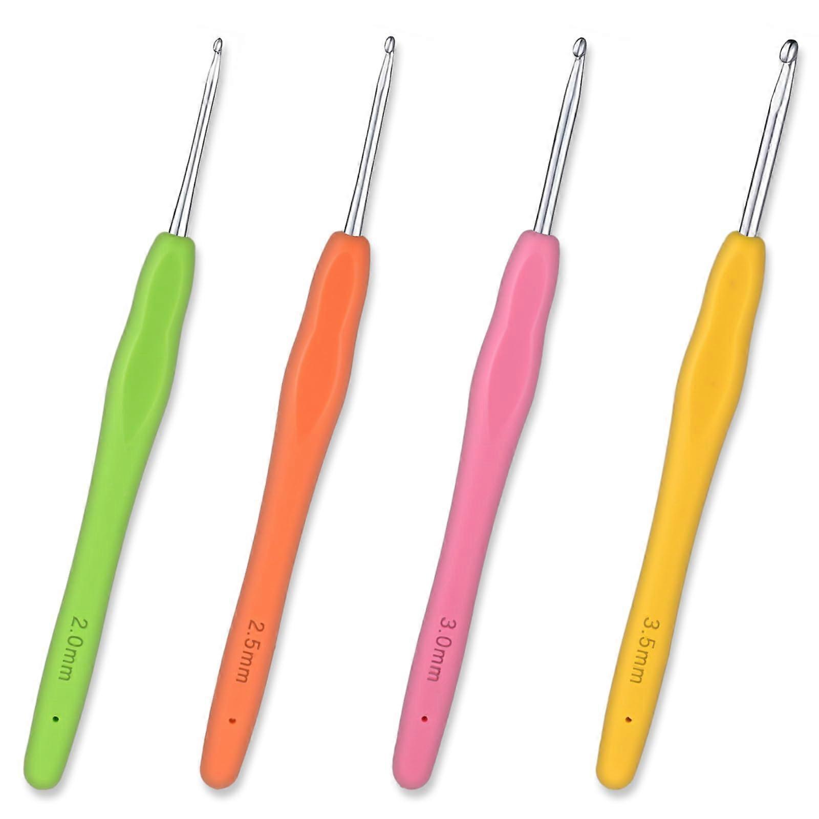 4 Piece Crochet Hook Set, 14 cm Ergonomic Crochet Hooks with Silicone Handle, Colorful Knitting Needles for Beginners