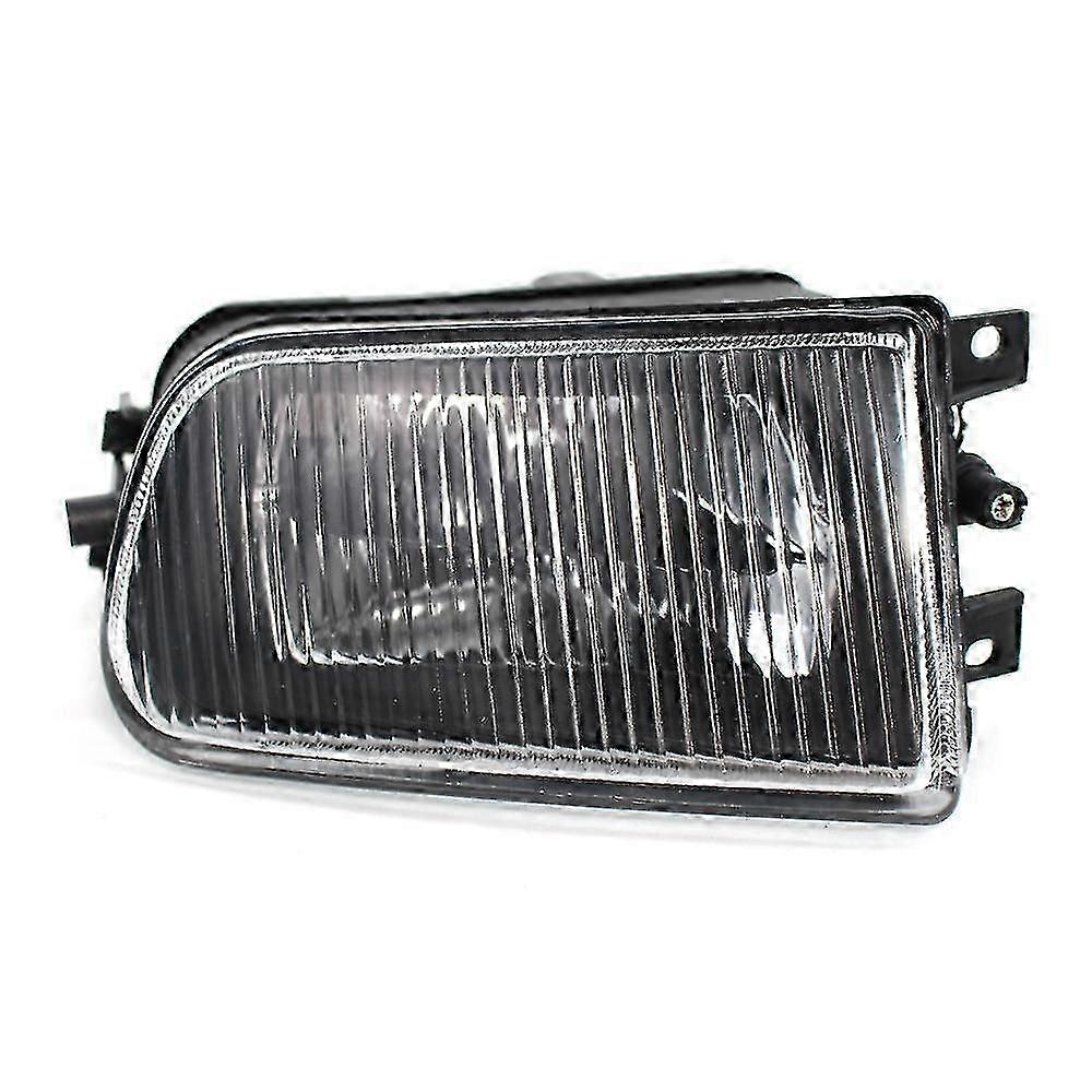 Fog light replacement for E39 528i 540i right side lamp