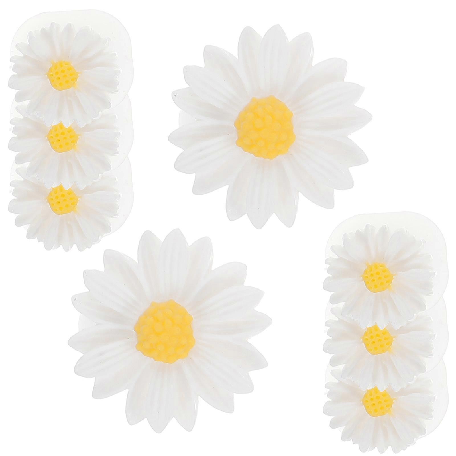 Silicone Toe Spacers for Nail Art and Pedicures White Comfortable Separators with Daisy Design 2 Pieces