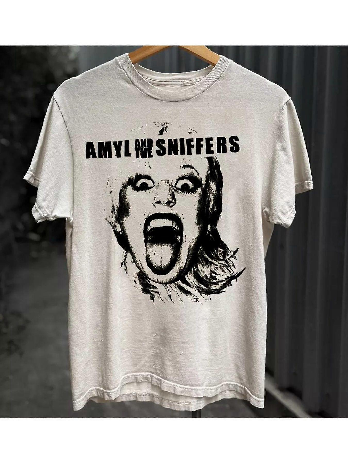 חולצת טריקו רשמית של להקת אמיל והרחרחנים - חולצת טי גרפית עם אמיל והרחרחנים עיצוב פוסטרים, מידות S-5XL - סחורה לקונצרטים-SZCBM104