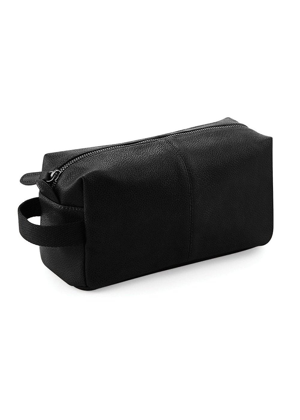 Quadra NuHide® Washbag QD879