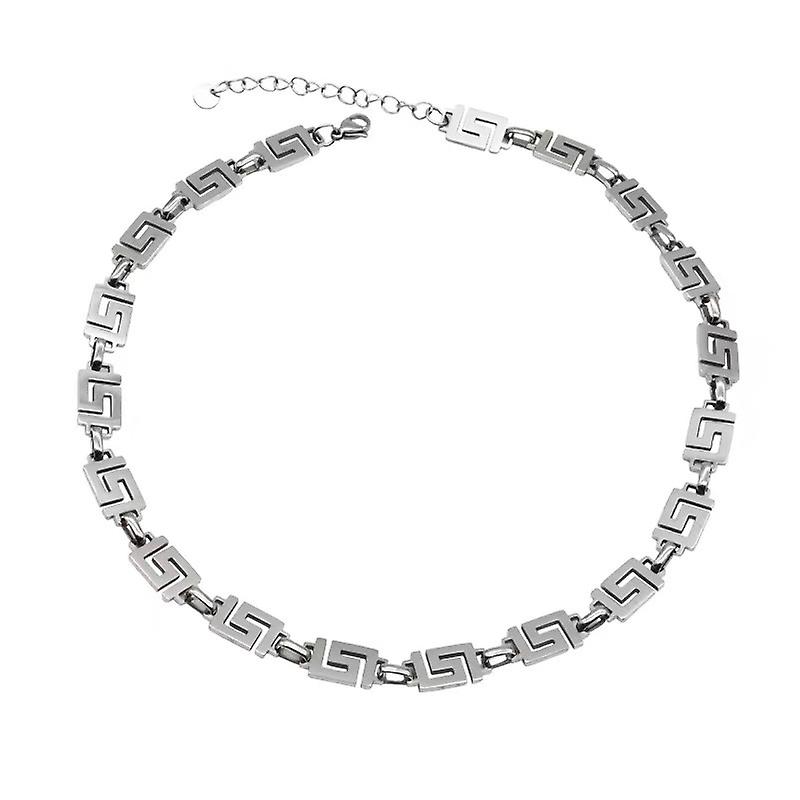 Colier hip hop la modă