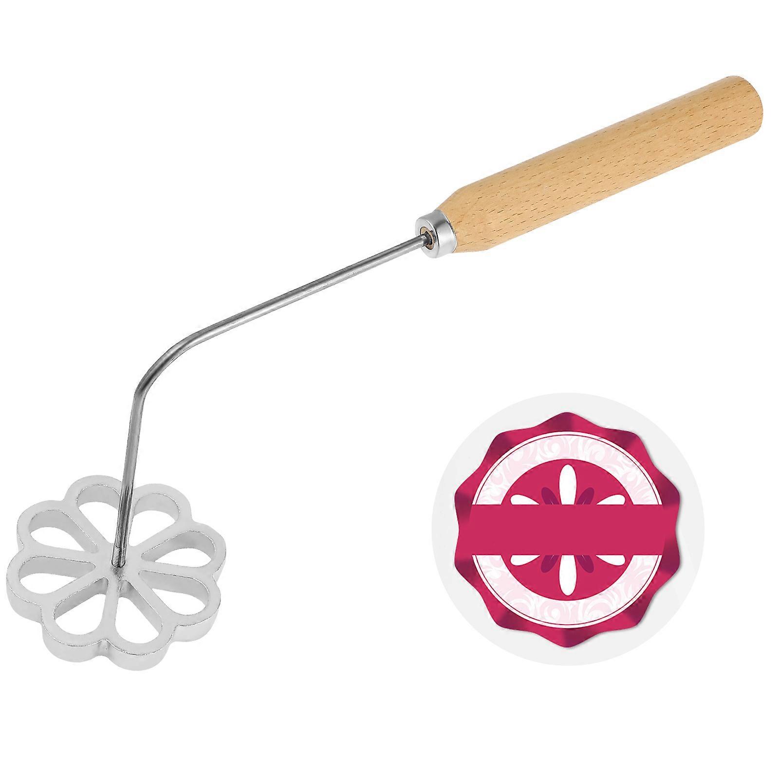 Easily Stored Biscuit Molds Ideal for Making Custom Shrimp and Vegetable Cakes