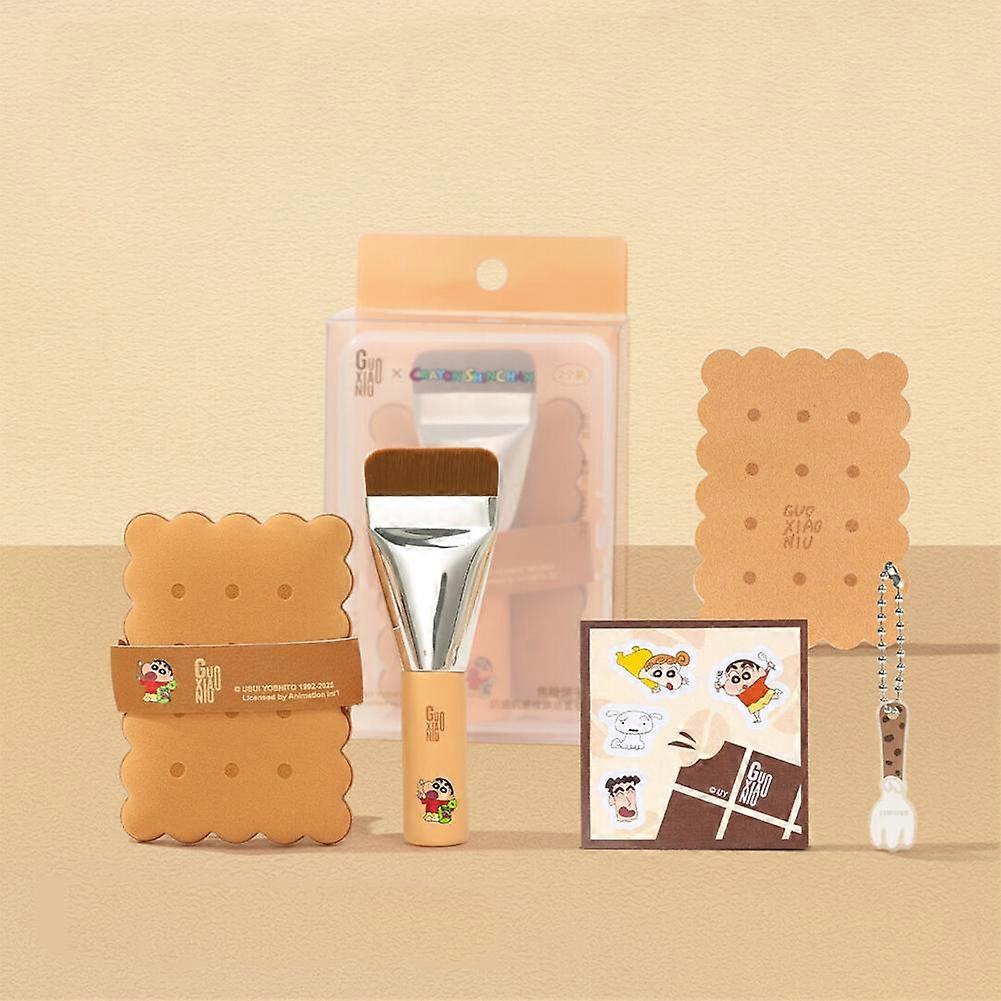 Professional Makeup Sponge for Flawless Foundation Blending Lightweight Skin-Friendly Ergonomic Design