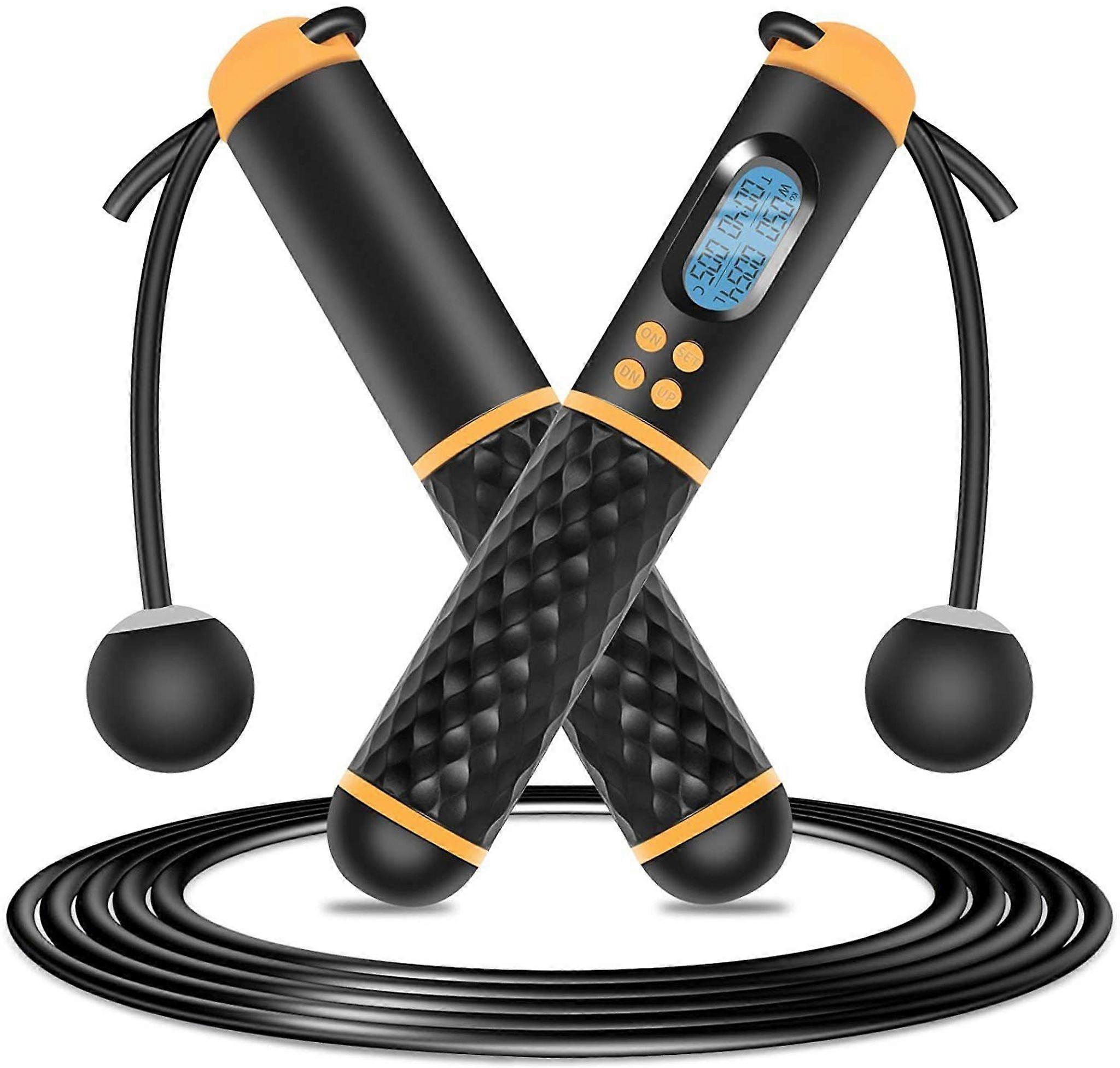Training jump rope with counter, adjustable length.