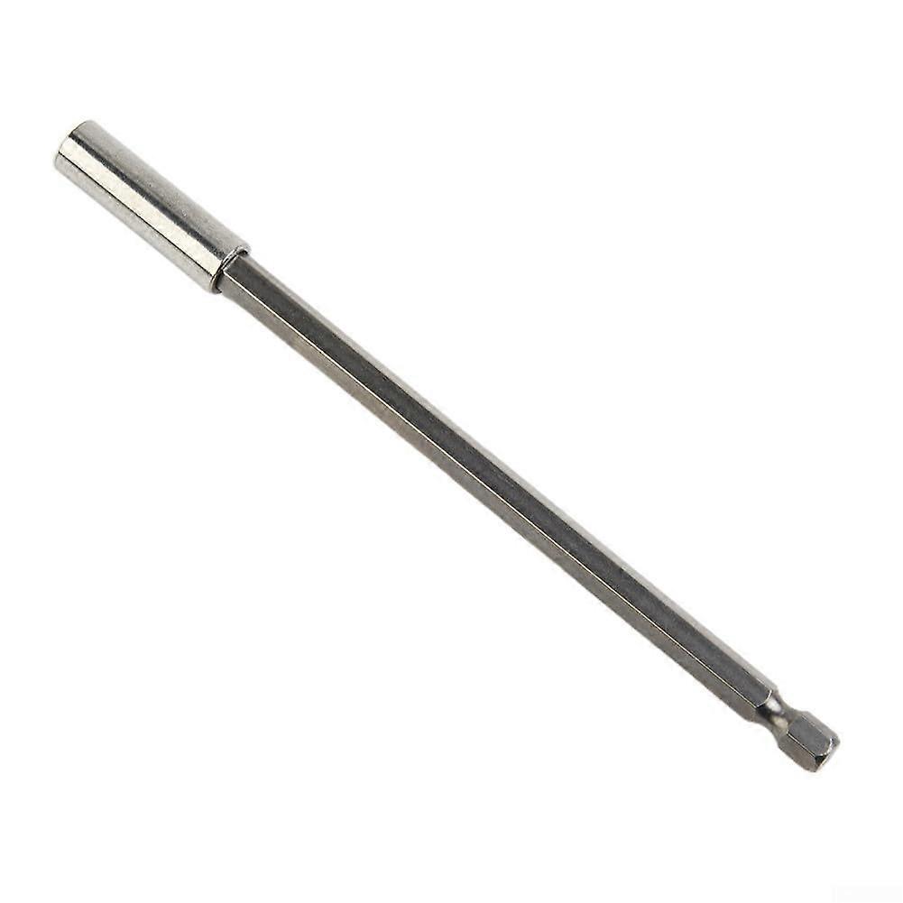 Reliable magnetic bit holder set for extending the range and flexibility (100 mm)