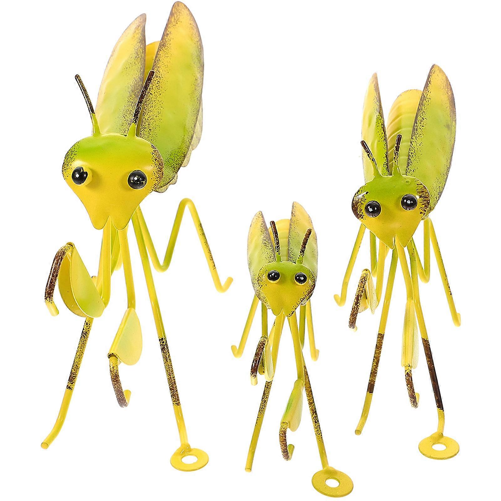 3 Pcs Mantis Shaped Iron Wall Sculpture Decor Outdoor Lawn Ornament Balcony Adornment Distinctive Design Quality Craftsmanship