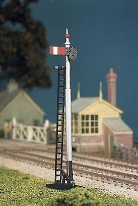 Ratio 467 GWR Round Post Signals kit (Lower Quadrant) OO (1/76) Plastic Unpainted Signals Scale model