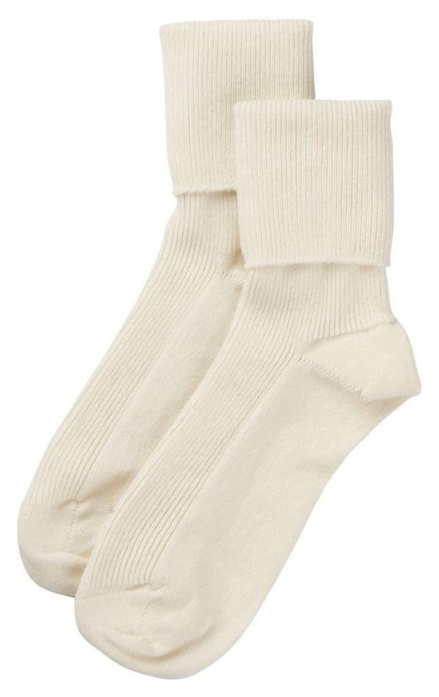 Johnstons of Elgin Bed Socks - White