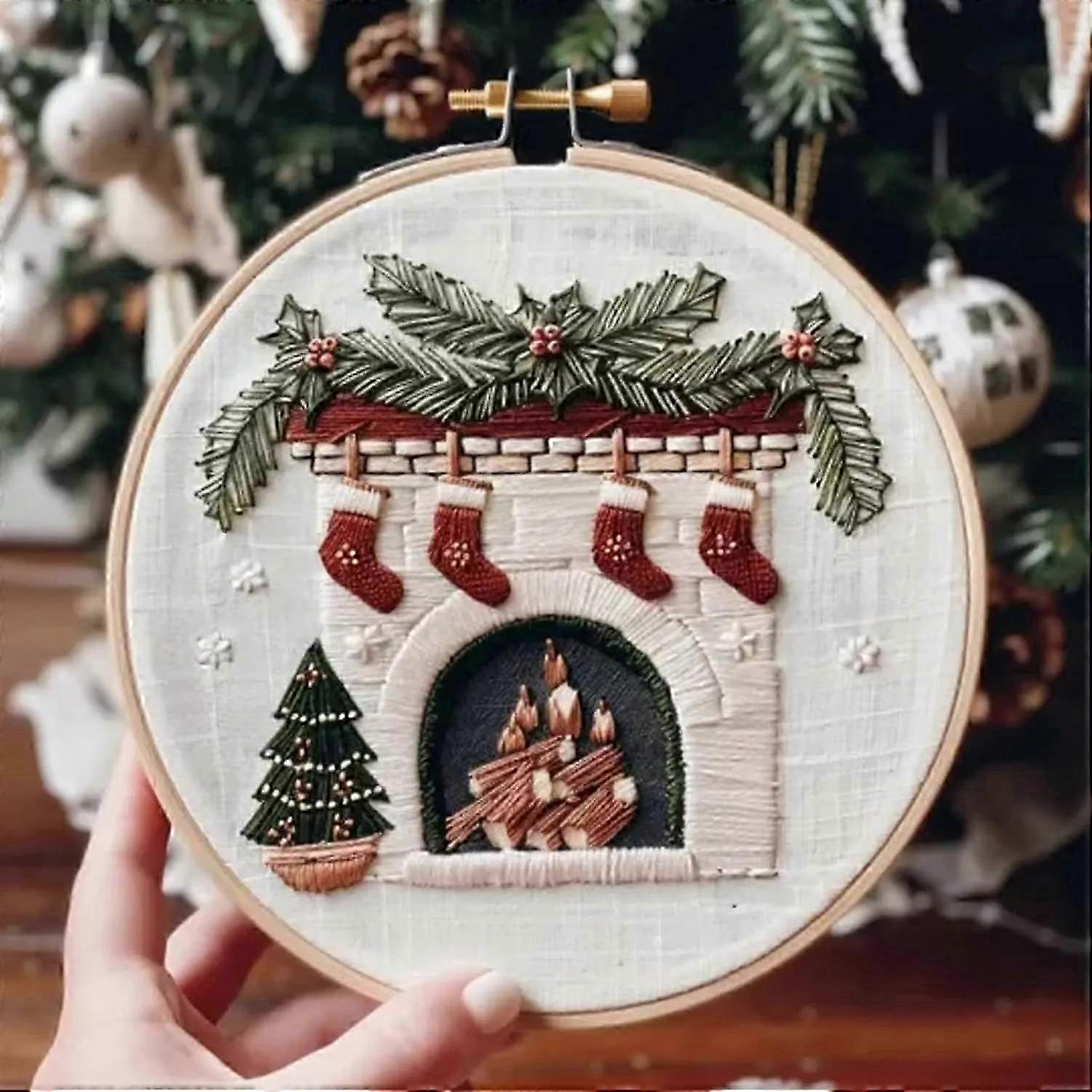 Christmas Embroidery KIT, Hand DIY Embroidery Stamped Kits for Beginners Adults